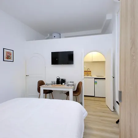 Suity I Cozy Barberini Lägenhet Rom